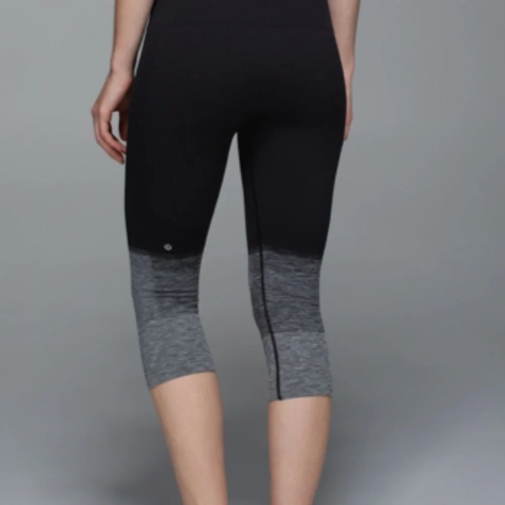Lululemon Seamlessly Street Crop Heathered Black